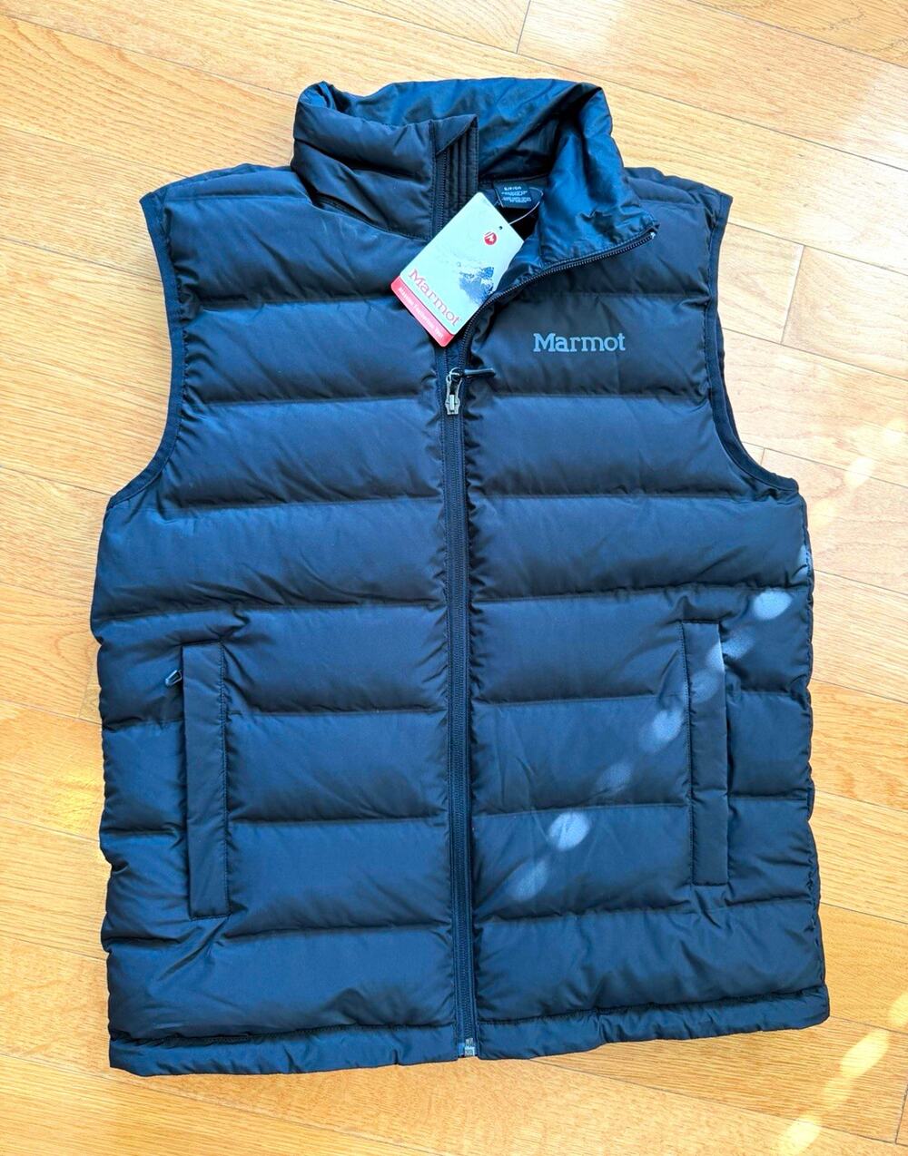 NWT Marmot alassian featherless vest men’s small